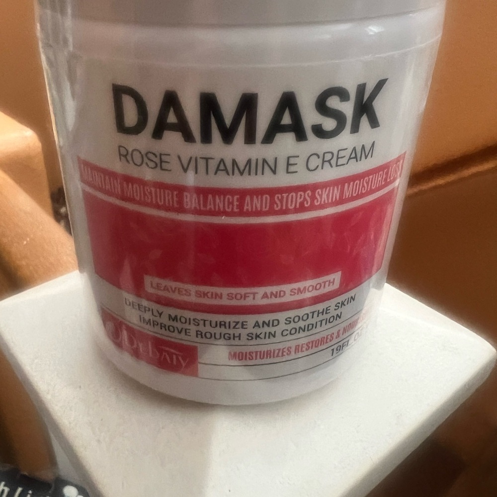 Damask Rose Vitamin E Cream